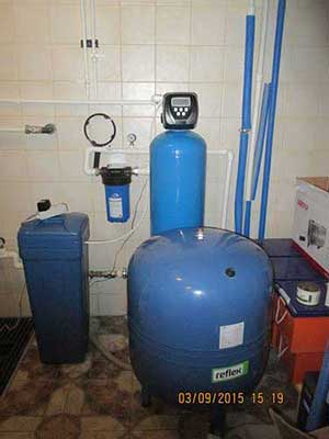 Очистка воды из скважины: Обезжелезивание + Умягчение Runxin р.у. (China)